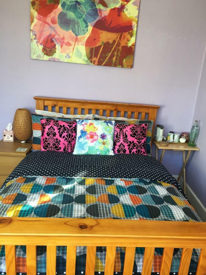 38 Whitehall Road Harrow on the Hill Экстерьер фото